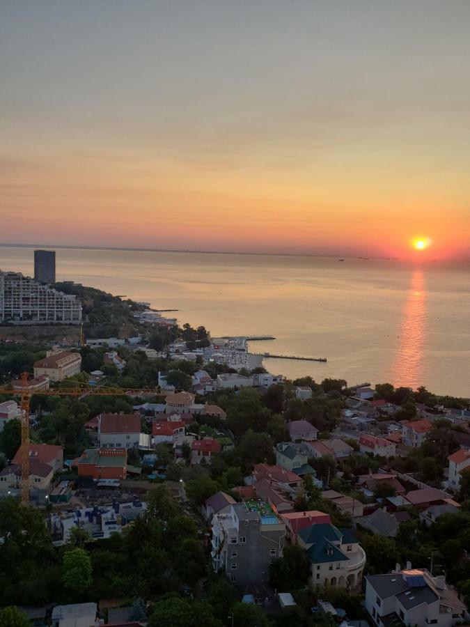 Apartmens Near Opera House Lägenhet Odessa Exteriör bild